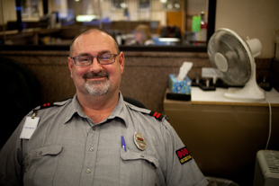 Mark Clay was a teacher before he started working as a security guard.
  It was the noise of his classroom that lead him to the quite of this job.